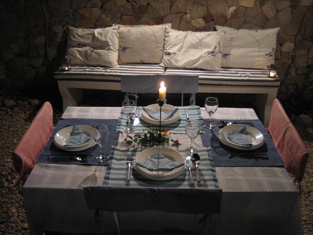 Apartments Mediterraneo Kaprije Kültér fotó