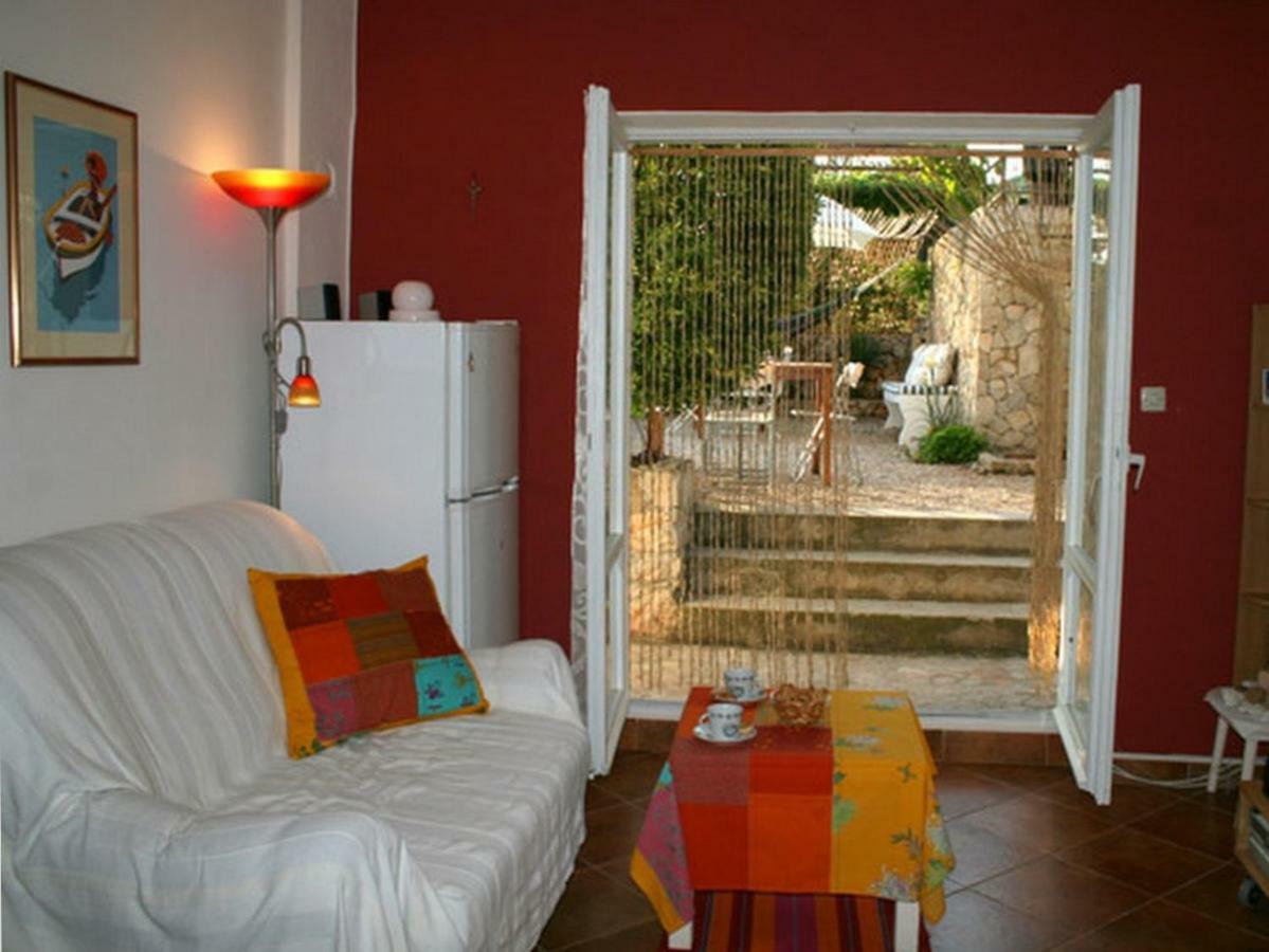 Apartments Mediterraneo Kaprije Kültér fotó